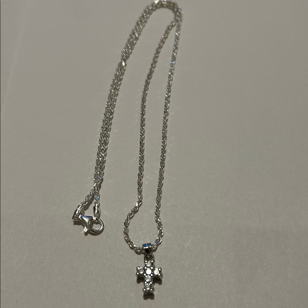Elegant Silver Cross Pendant Necklace Italian 925 18 “